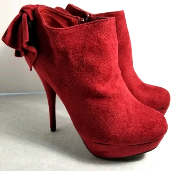 Shoes - Suede Heeled Booties sz 6.5